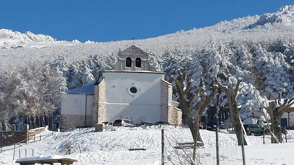 Apartamentos Monte Hernanz Riaza Bagian luar foto